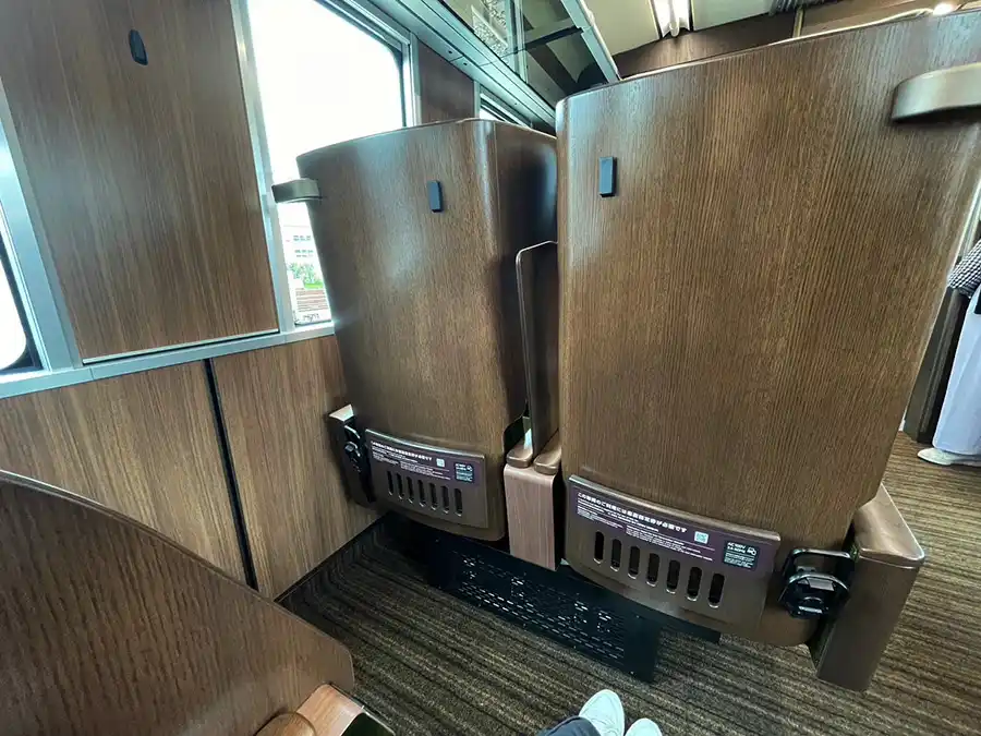 プライベースの座席