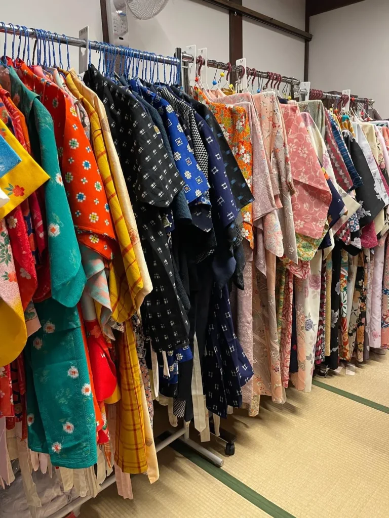 大阪くらしの今昔館　着物体験選べる着物