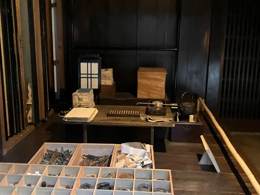 大阪くらしの今昔館　９階「大坂町三丁目」建具屋