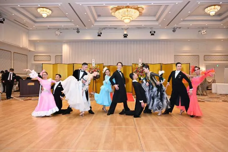 京都 KIDS万博で開催される「プリンセスに変身して社交界デビュー」