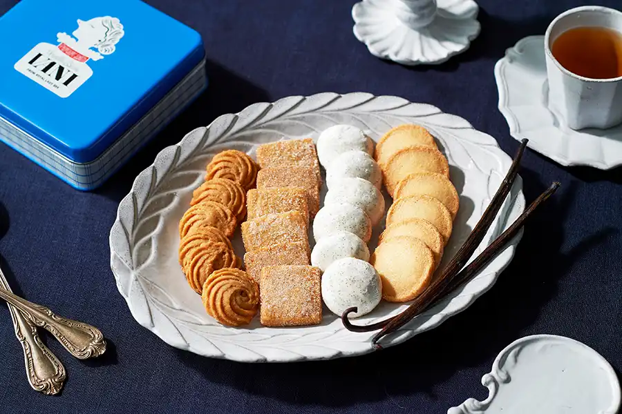 缶もキュートなVANIのクッキーボックス