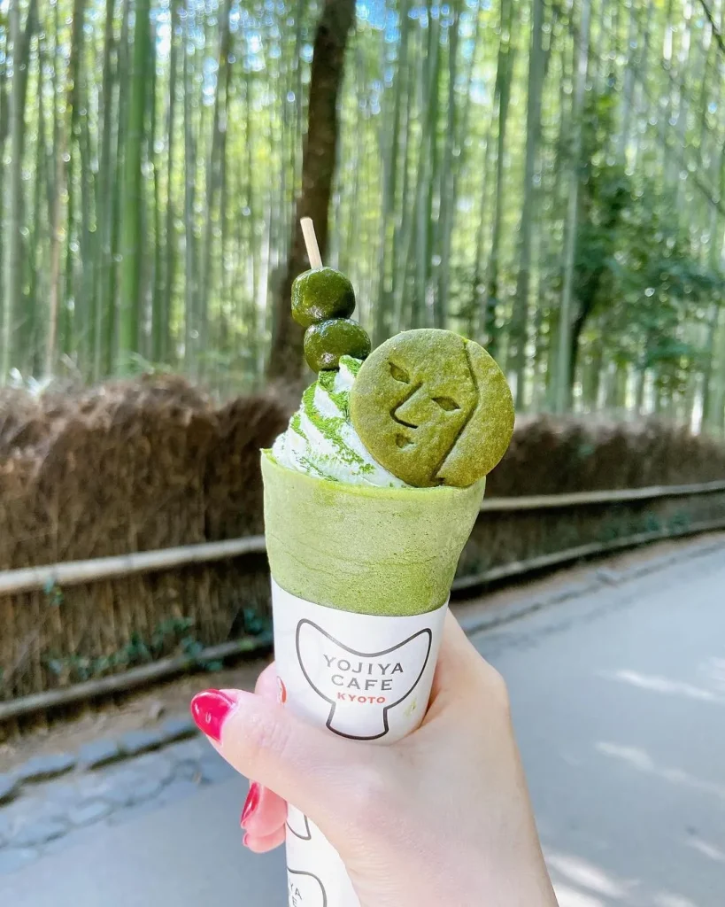 よーじやカフェ嵯峨野嵐山店　よーじや特製 抹茶クレープ