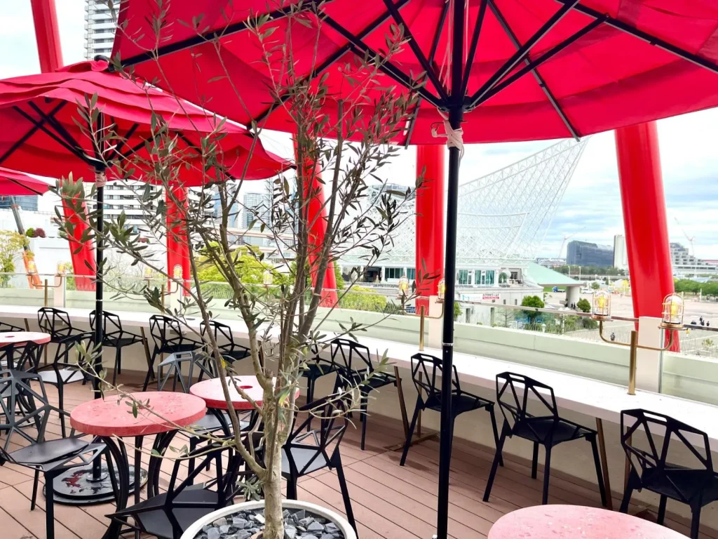 神戸ポートタワー　低層３・４階「PORT TERRACE（ポートテラス）」