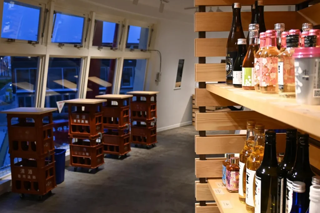 神戸ポートタワー　低層２階「BOTTL-O(ボトロ－)」