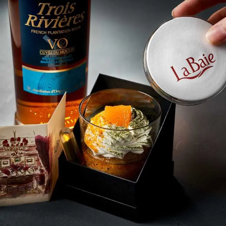 ザ・リッツ・カールトン大阪グルメショップの「ラム酒風味のサヴァラン フルーツコンフィチュール アマレットクリーム」