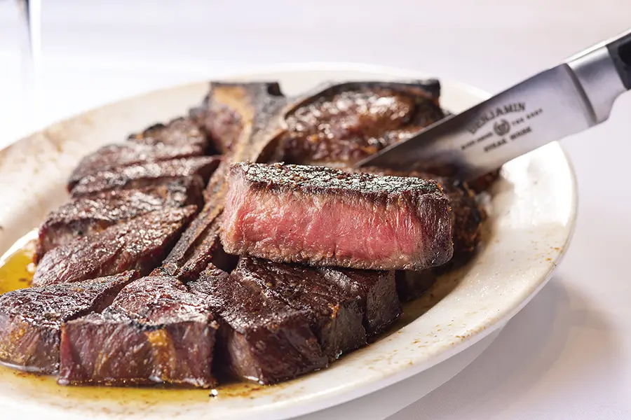 ベンジャミンステーキKITTE大阪店
ステーキ