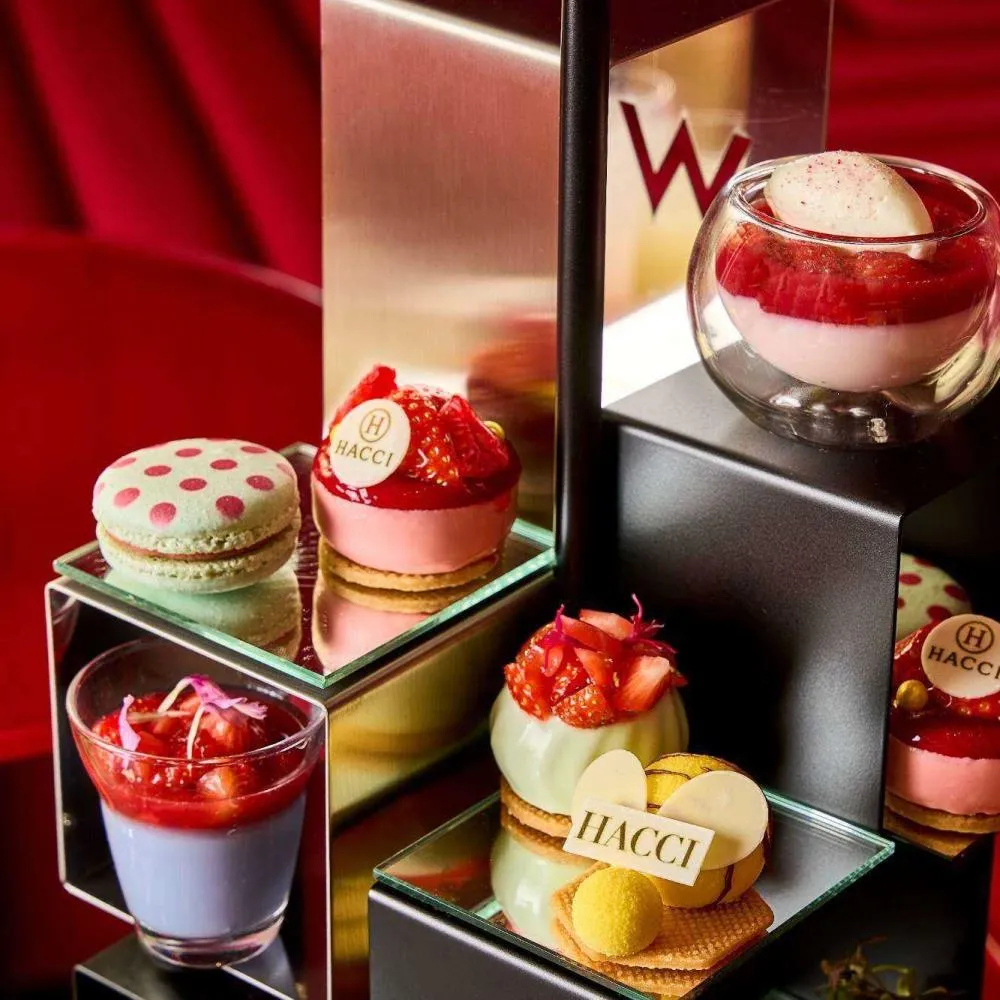 W大阪のいちごアフタヌーンティーのスイーツ