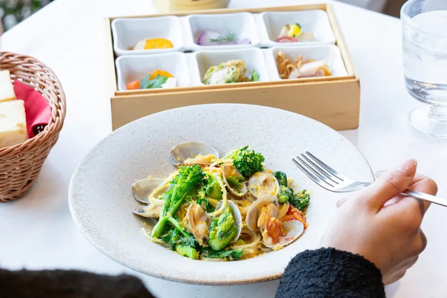 「バードツリー」は千里南公園にある人気のカフェレストラン。メニューや内観、予約方法などを紹介！