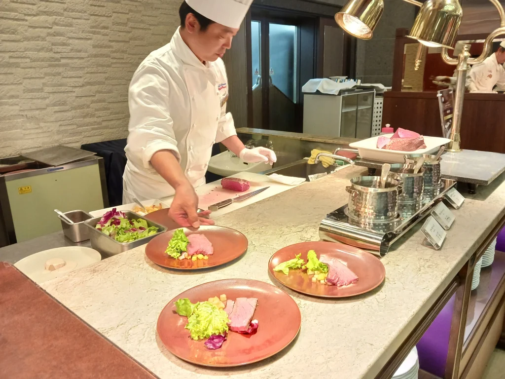 ホテル阪急インターナショナル「ナイト＆デイ」リニューアル2024