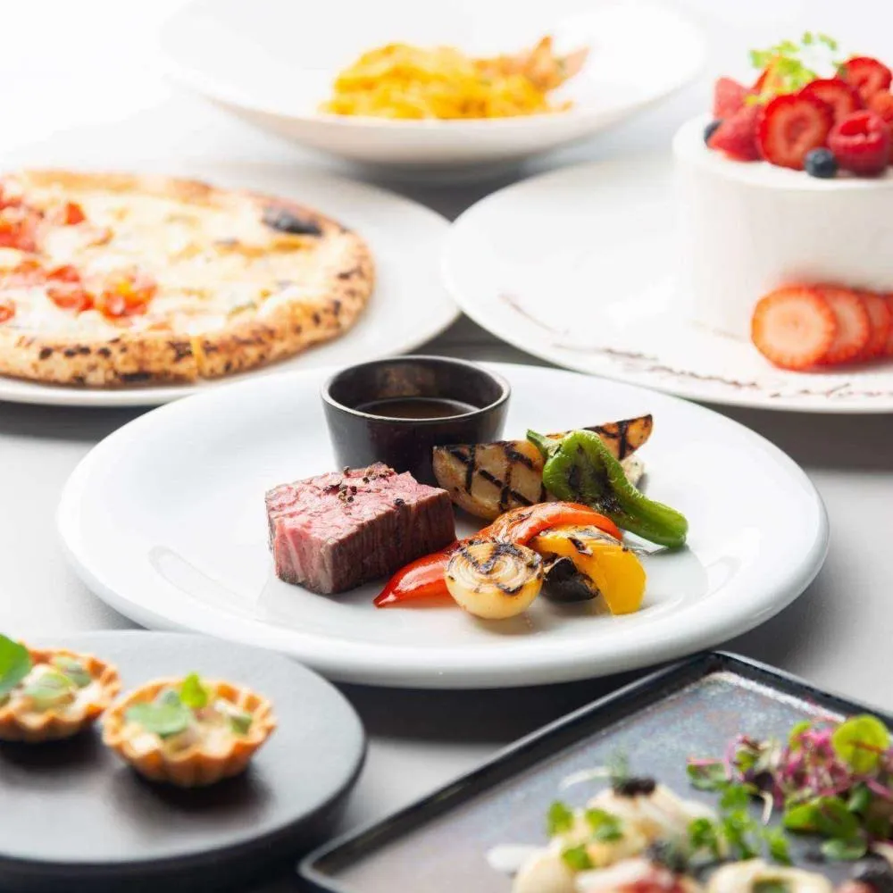 XEXWEST THE BARのランチ