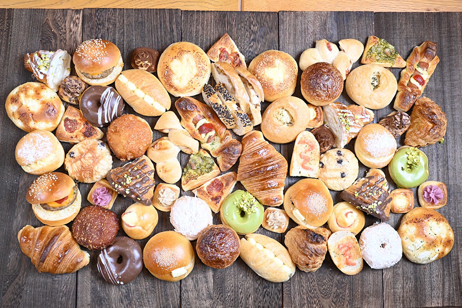 「GOOD BEACH CLUB」のパン食べ放題