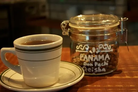 ホワイトバードコーヒースタンドのコーヒー