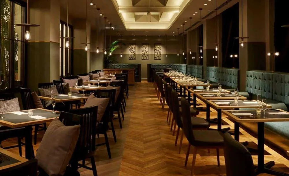 crossfieldwithTERRACELOUNGEの内観