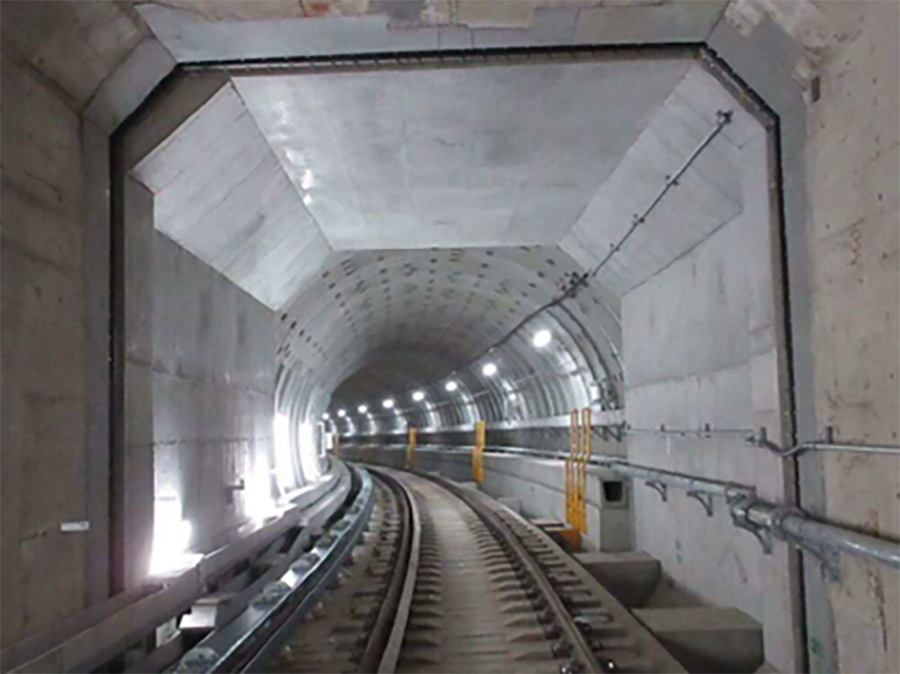 終電後の線路を歩いてトンネルの接続部へ！北急×千里阪急ホテル「ミッドナイトトンネルツアー」開催！