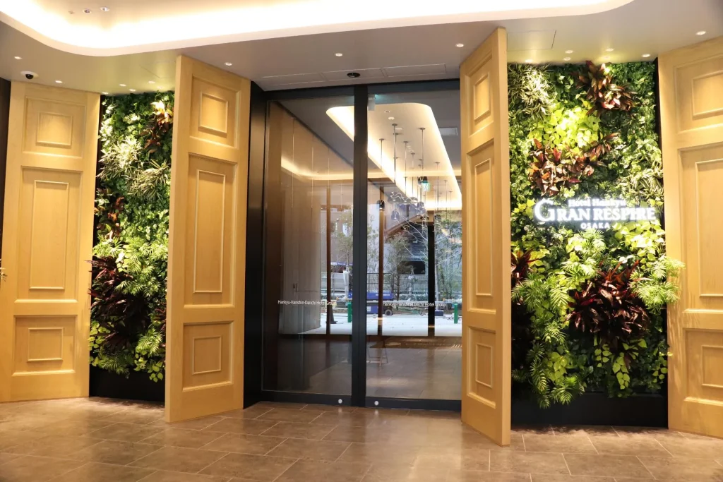 グラングリーン大阪　グランレスパイア