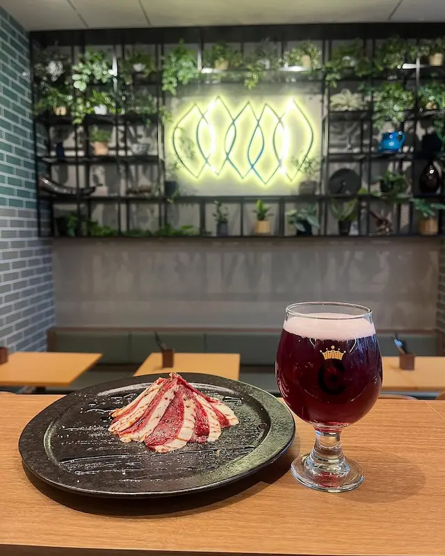 CRAFT BEER BASE leafの料理とクラフトビールのペアリング
