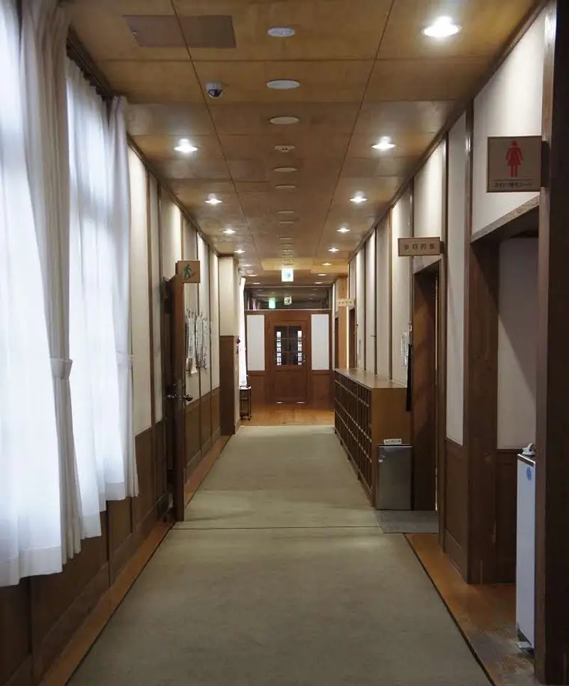 千里山・佐井寺図書館_西館廊下