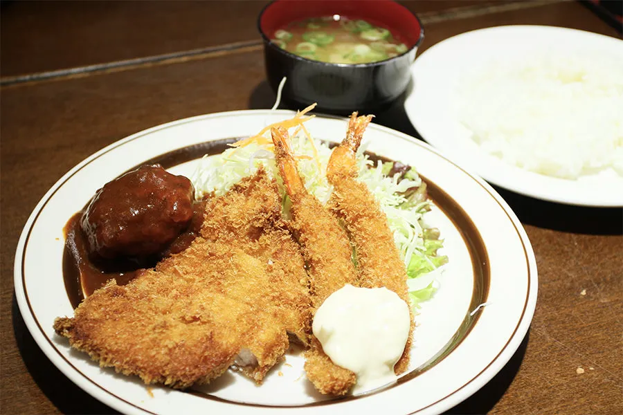 安いのに大満足！梅田の夜ご飯8選《1,000円台から》学生さんもうれしい店