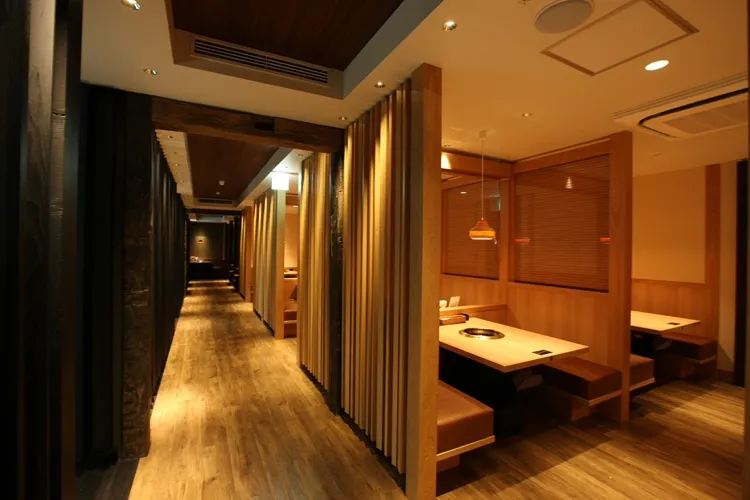 あぶりや江坂店　内観