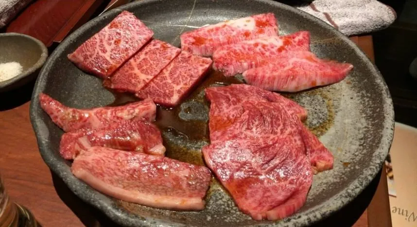 江坂・焼肉処　哲　おもかせ盛