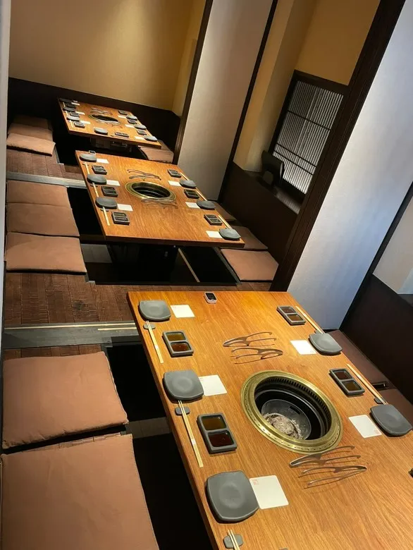 肉匠　東　内観