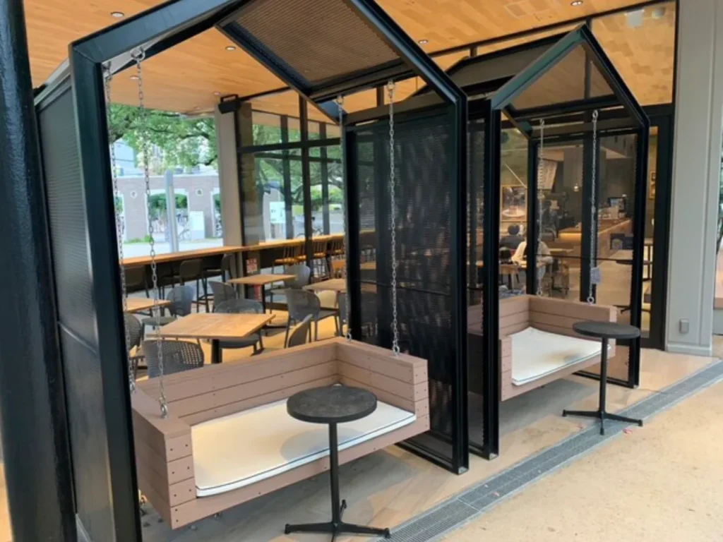 パーク カフェ ブランコ外観