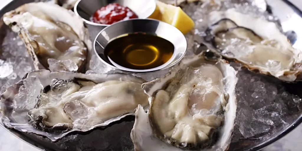 梅田ワーフ_生牡蠣食べ比べ