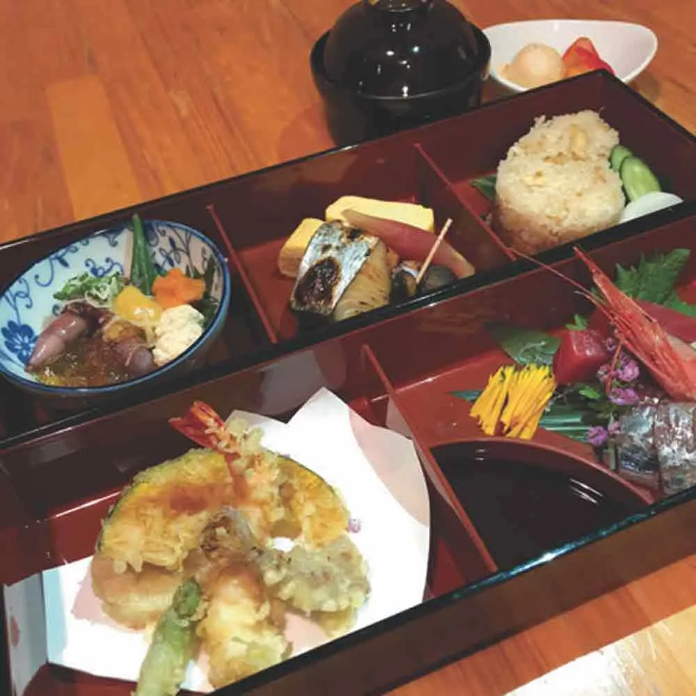 モダン割烹 月彩(かっさい)の松花堂弁当ランチ