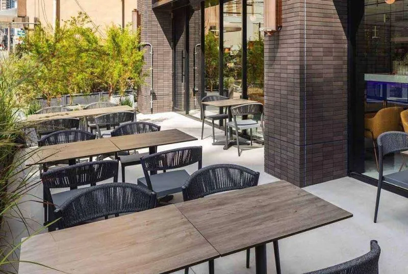 thelivelykitchenのテラス席