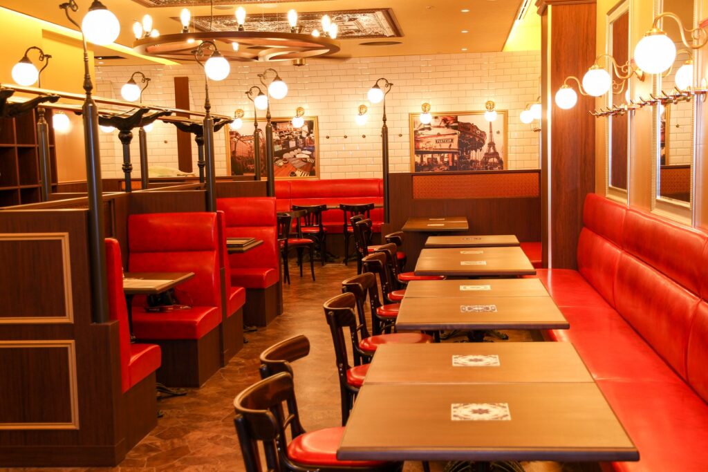 クレープリースタンド・シャンデレール ハービスPLAZA店_内観