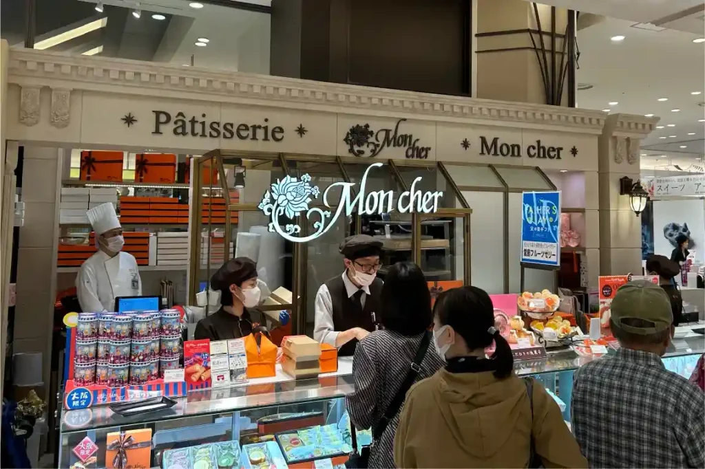 パティスリーモンシェール阪急うめだ本店　外観