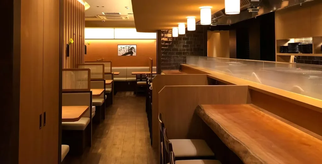 地鶏専門おちば屋　江坂本店　内観