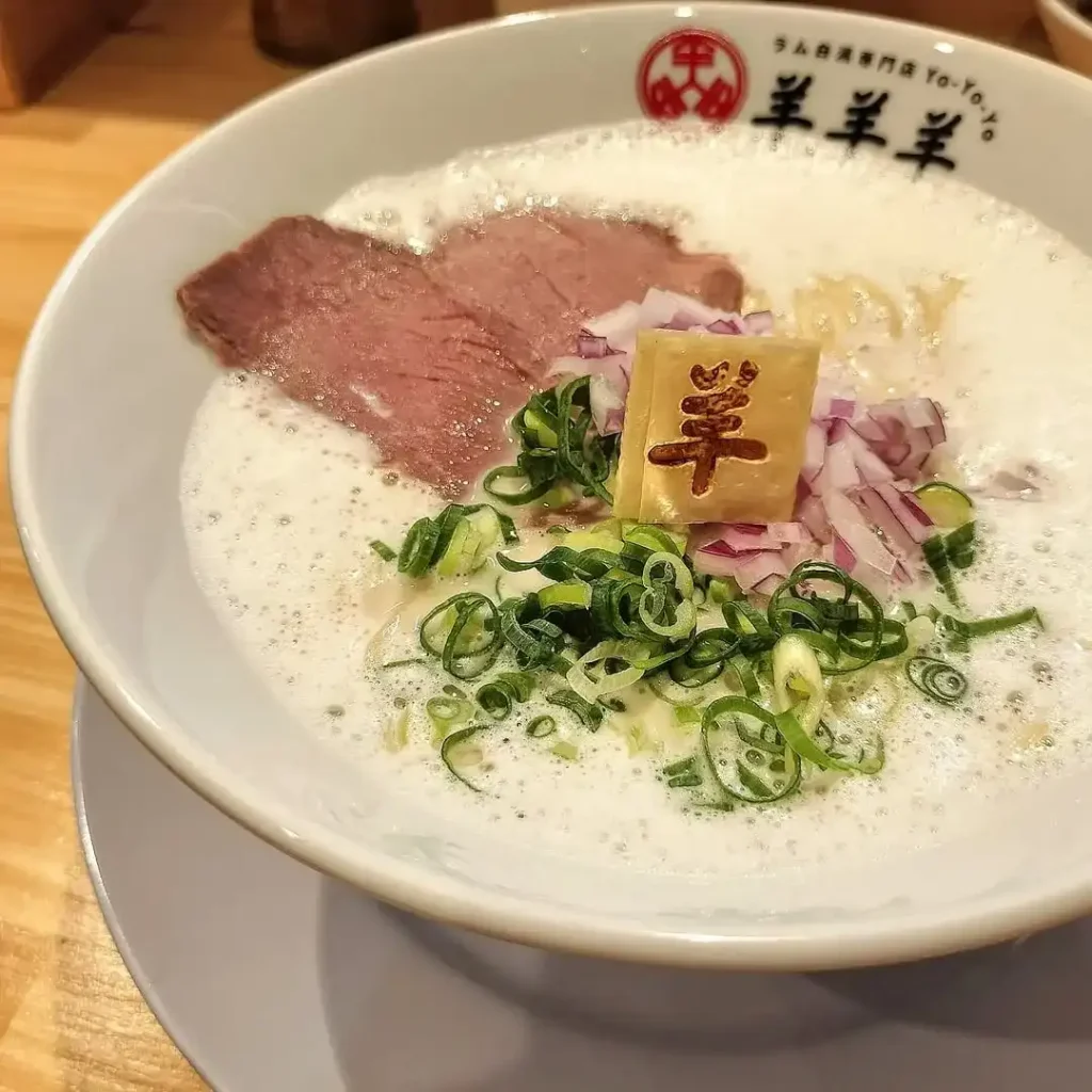 ラム白湯専門店　羊羊羊　ラム白湯ラーメン