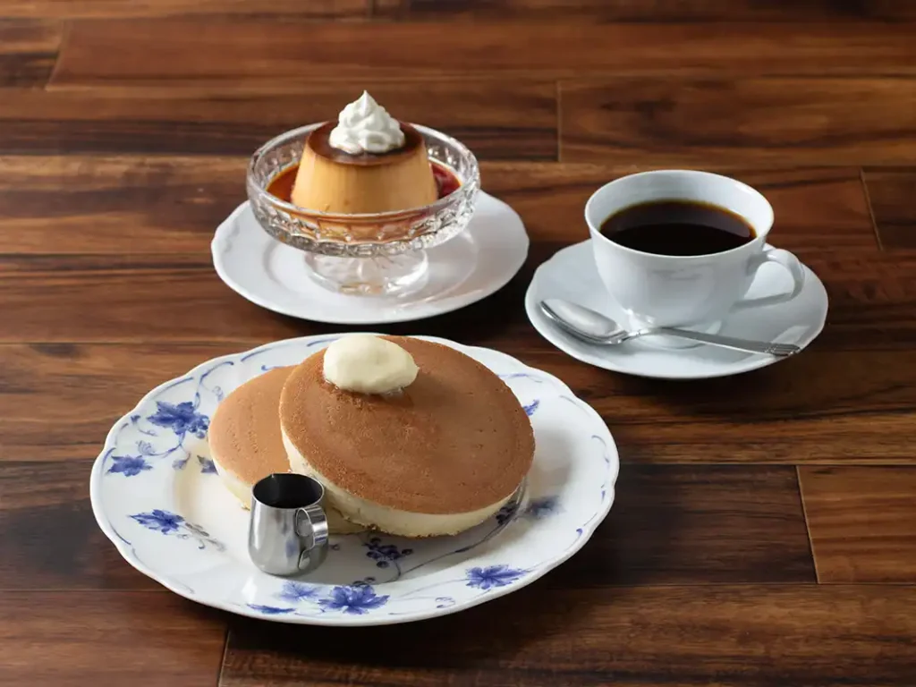 阪急三番街　喫茶トリコロール　オリジナルホットケーキ　クラシックプリン