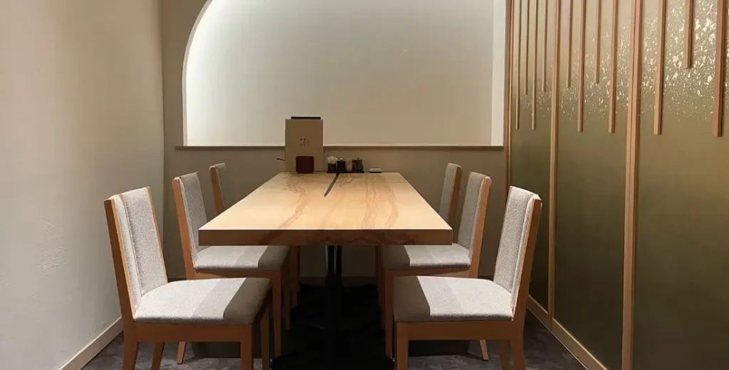 うなぎ四代目菊川の個室