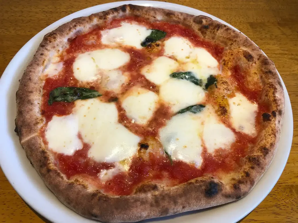 Pizzeria Capricorno マルゲリータ