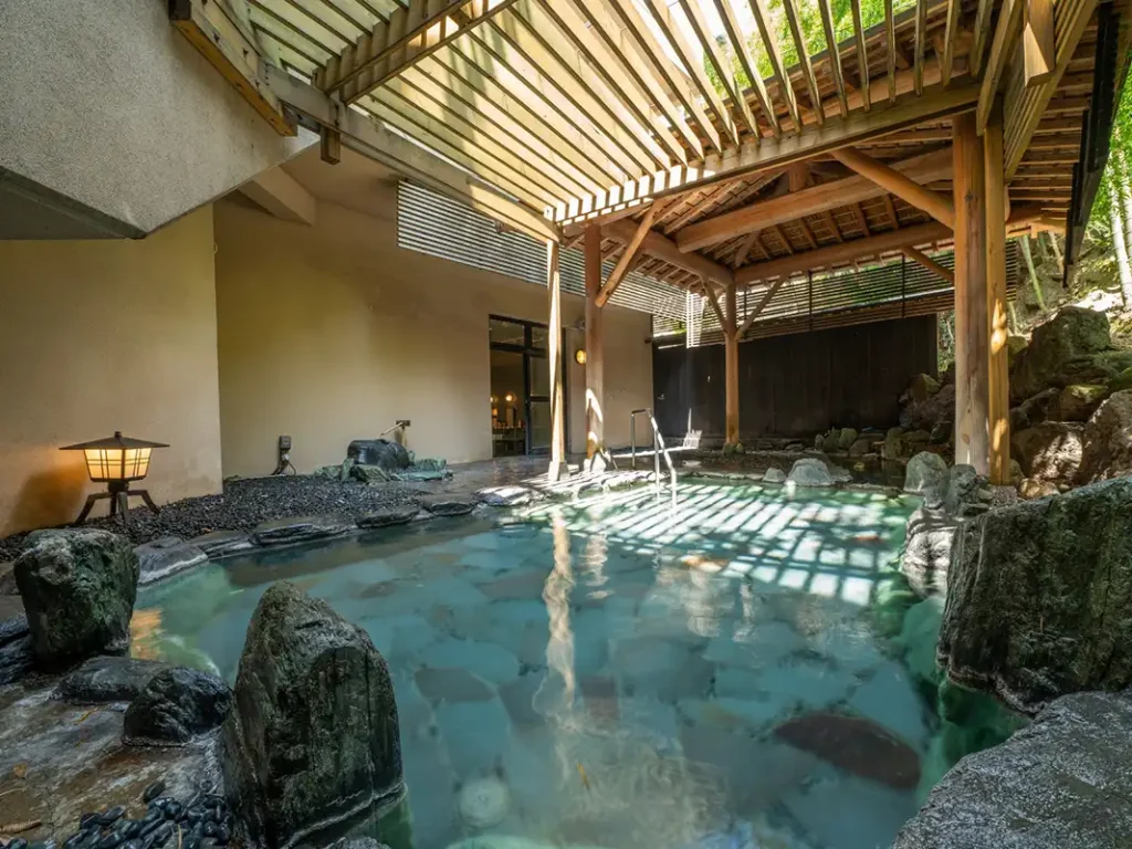 湯村温泉「湧泉の宿ゆあむ」