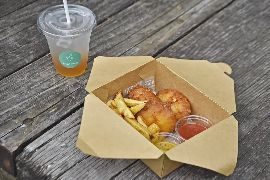 万博記念公園のナゲットナゲットの料理