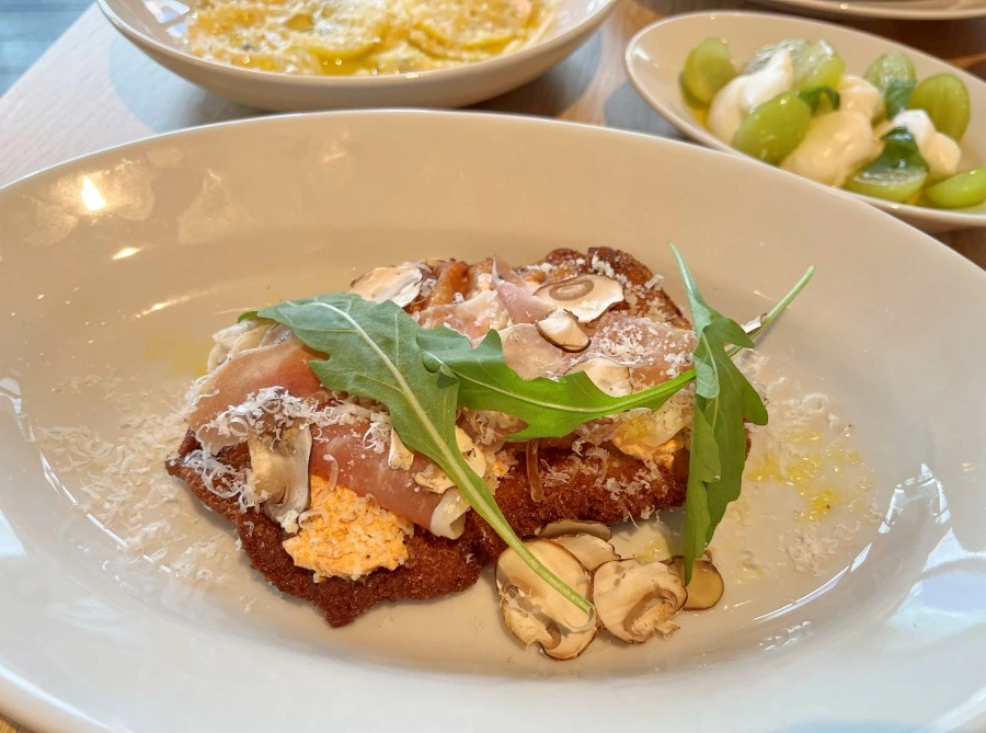 DEAN＆DELUCAの仔牛のカツレツ