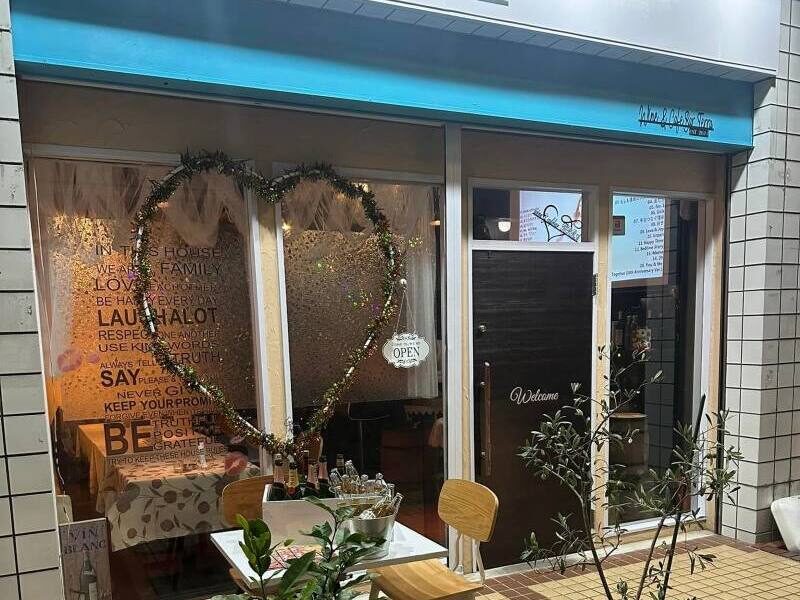 Wine Bar TeRRa 箕面店　外観