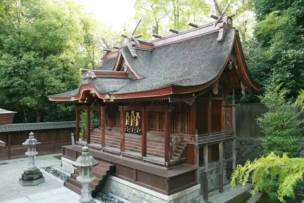 伊射奈岐神社　本殿