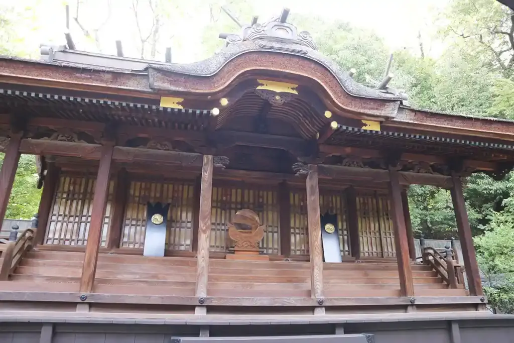 伊射奈岐神社　本殿1