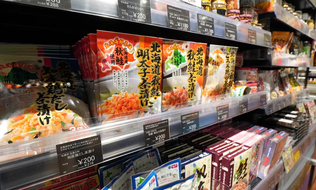 北海道うまいもの館の内観