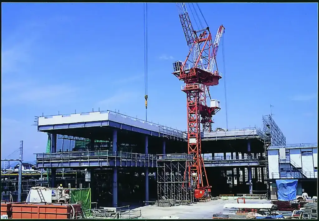 写真で見る関西のいま、むかし　第2回　西宮北口駅　高架　工事中