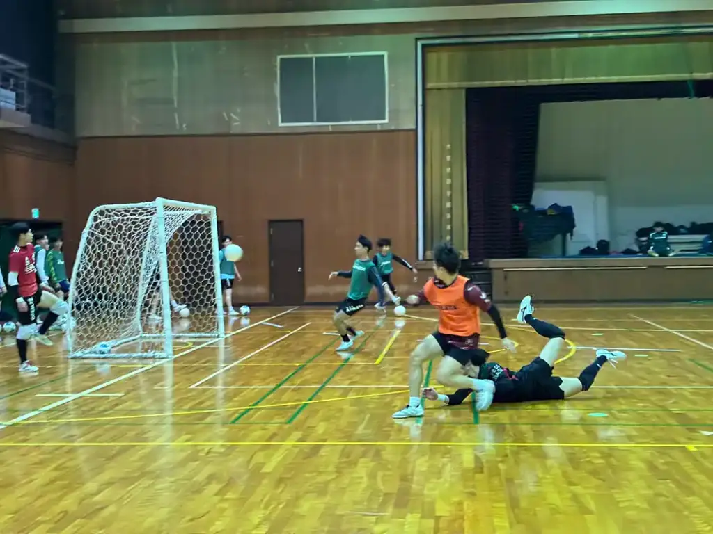 大阪成蹊大学フットサル部5