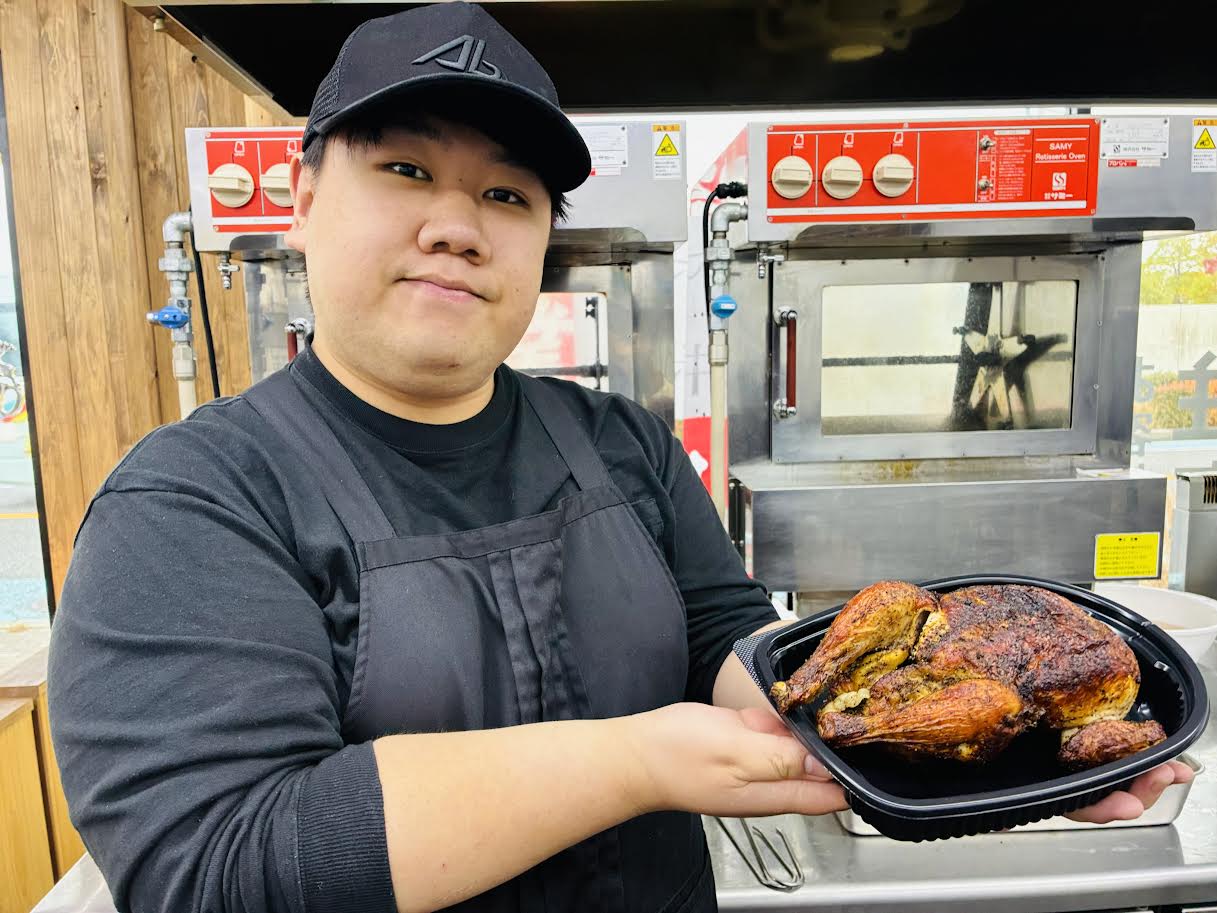 【宝塚・仁川】クリスマスには鳥周のローストチキンを。選ぶは丸焼き？半丸焼き？それとも骨なしモモ焼き？