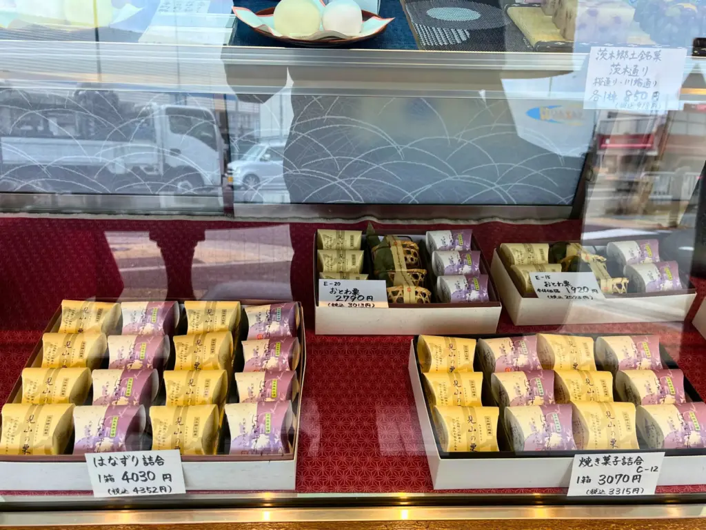 茨木旬菓庵蔦屋耳原本店の店内商品
