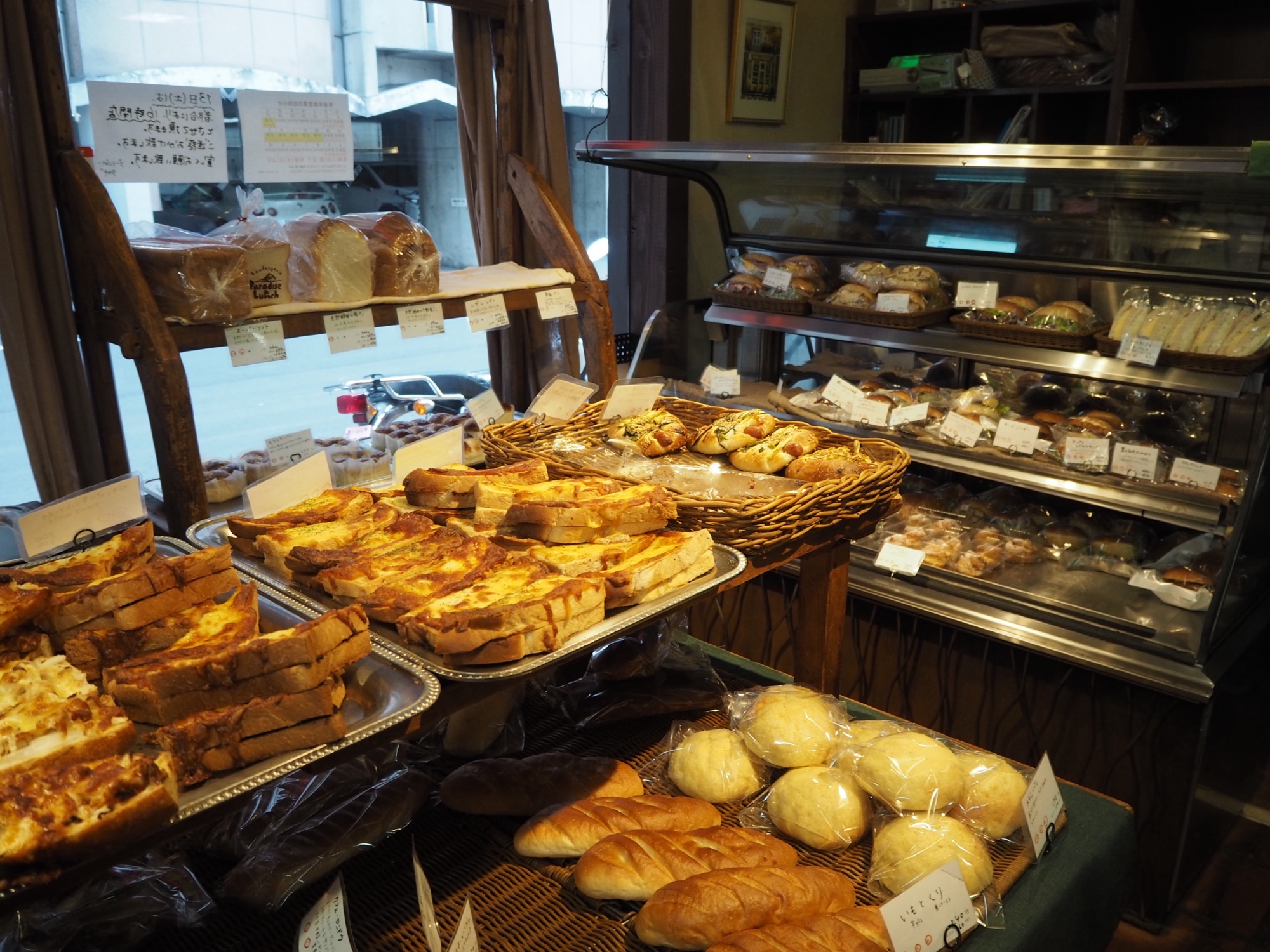 【食べログ百名店】大阪・肥後橋のブーランジュリー タカギ（Boulangerie Takagi）のおすすめパンとアクセスを徹底解説！