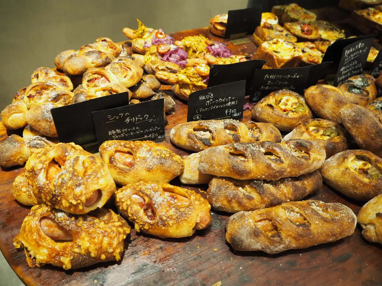 【京都発の名店】ファイブラン オオサカ コーヒー ベース（fiveran osaka Coffee BASE）のおすすめパンとアクセスを徹底解説！