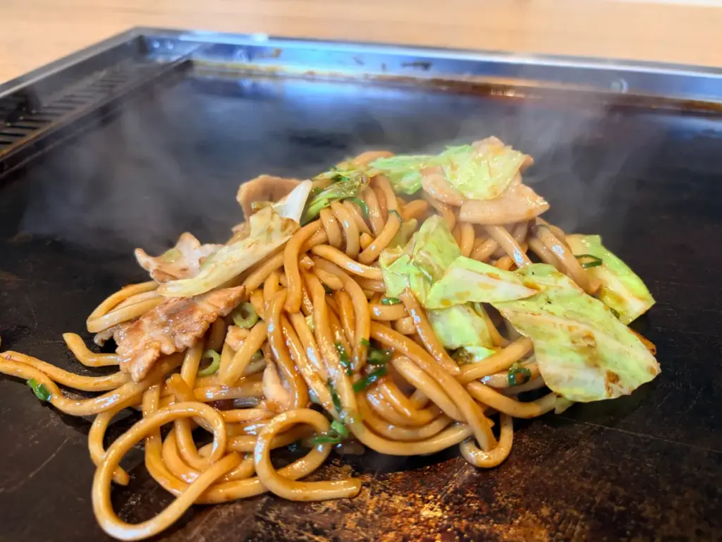 「お好み鉄板 武庫之荘」の焼きそば
